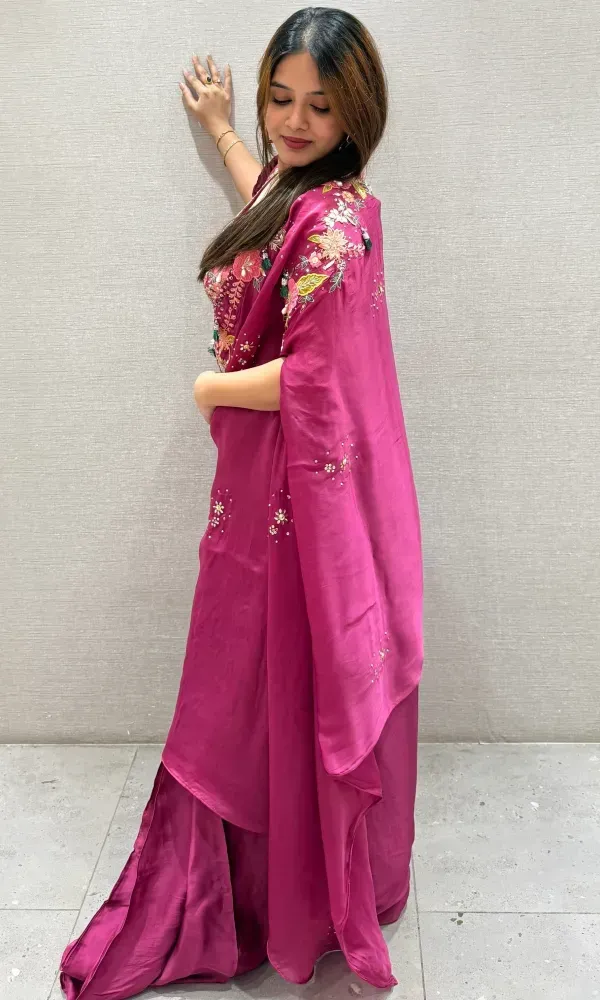 New_Super_Trending_Party_Wear_Shrug_with_Sarara