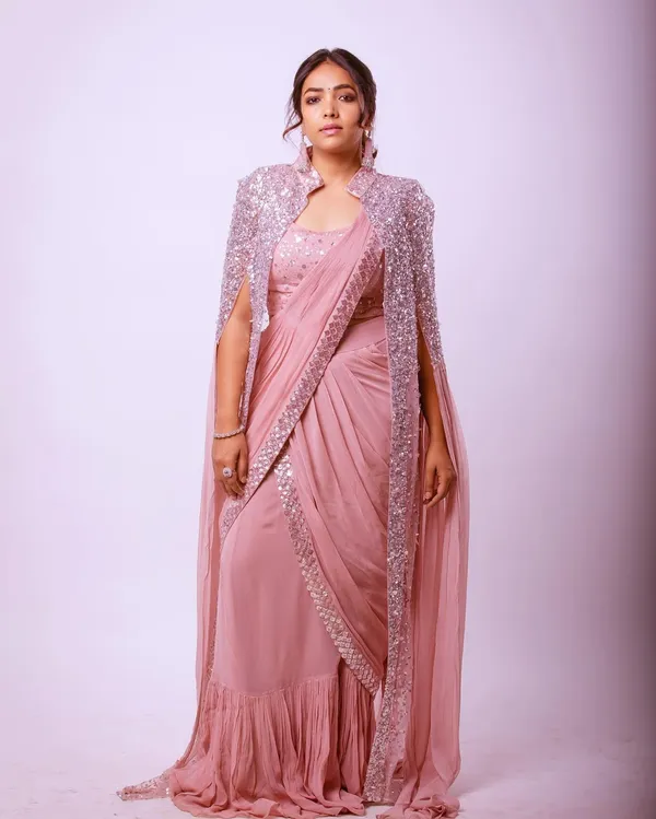 Sequin_Pre_Draped_Saree_With_Jacket_And_Long_Shrug_Georgette_Saree