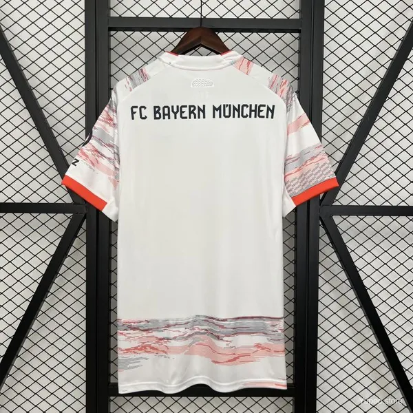 Bayern_Away_25-26