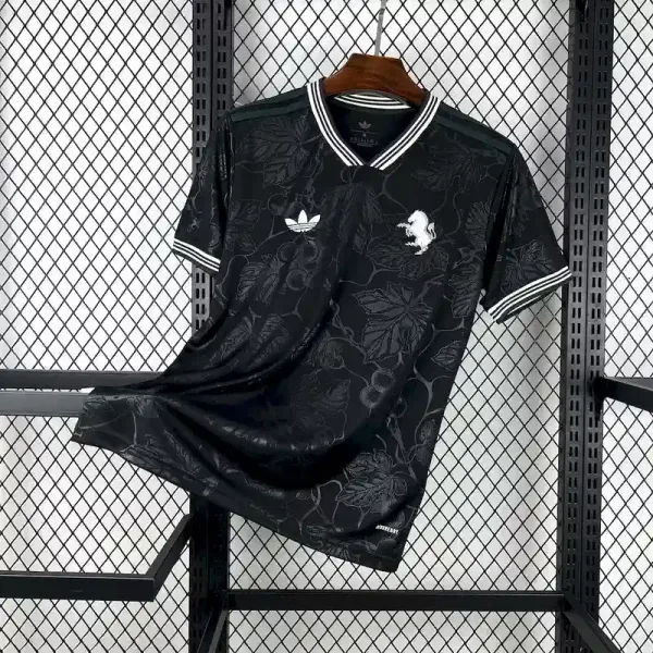Juventus_Third_25-26