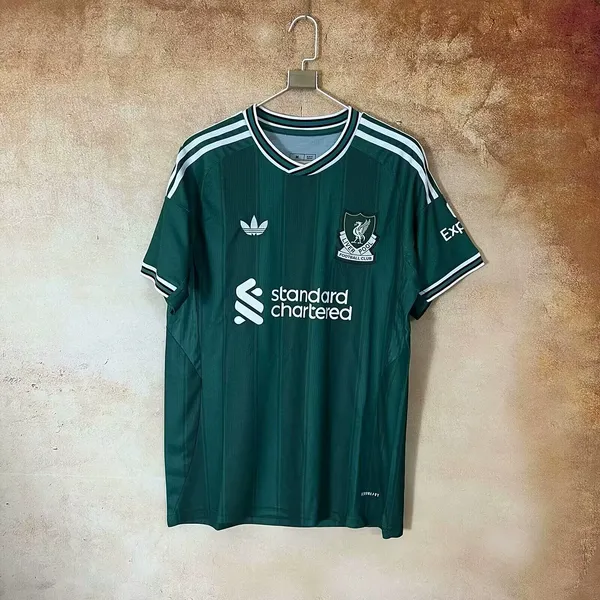 Liverpool_Alternate_25-26_Green