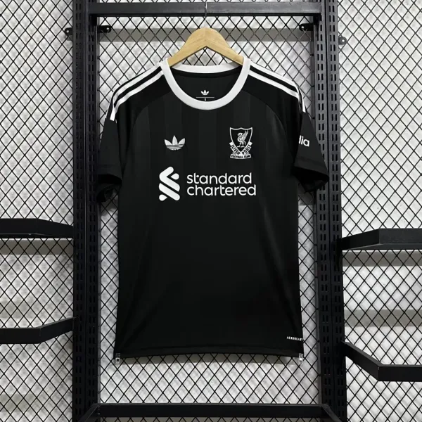 Liverpool_Goalkeeper_25-26_Black