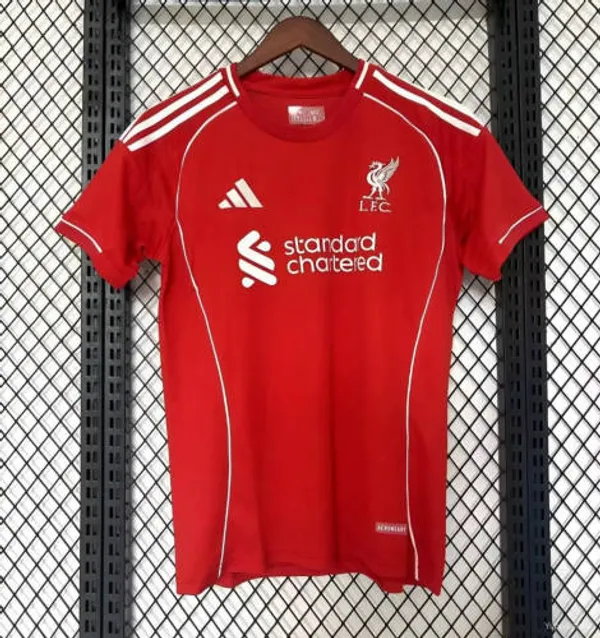 Liverpool_Home_25-26