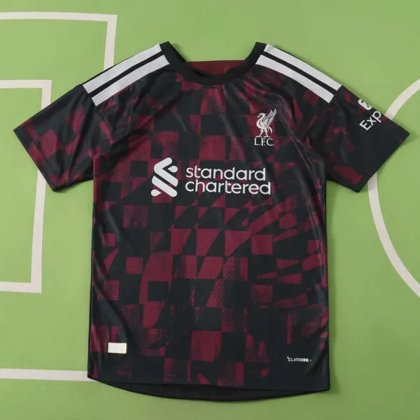 Liverpoool_F.C._26/27_Third_Player_Version