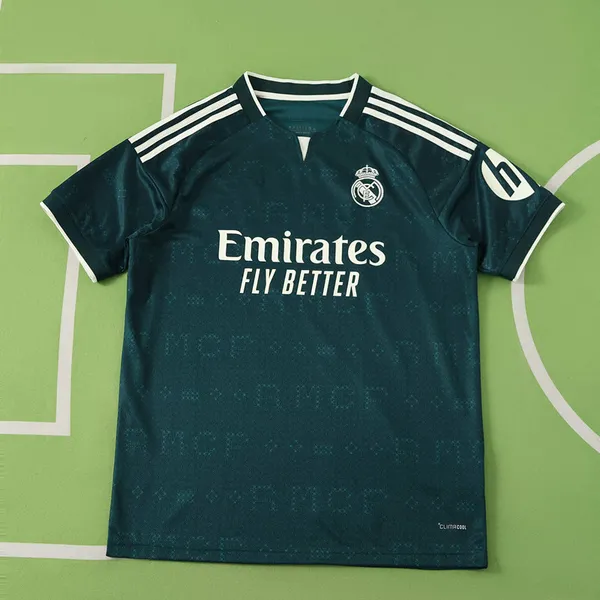 Real_Maddrid_26/257_Away_Fan_Version