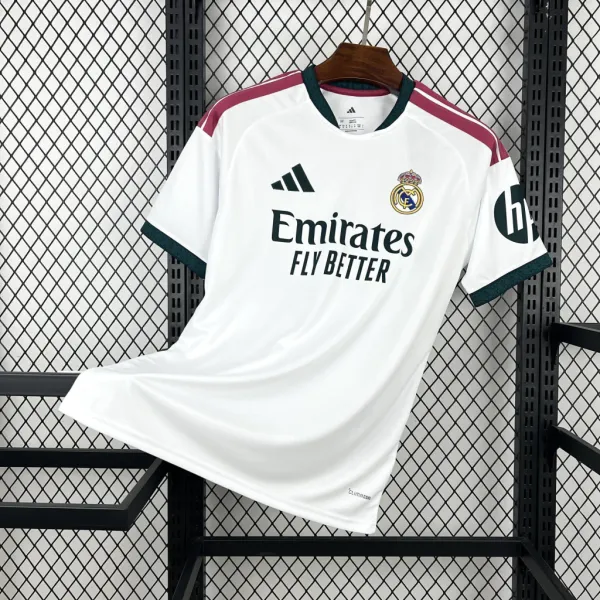 Real_Madrid_26-27_Home