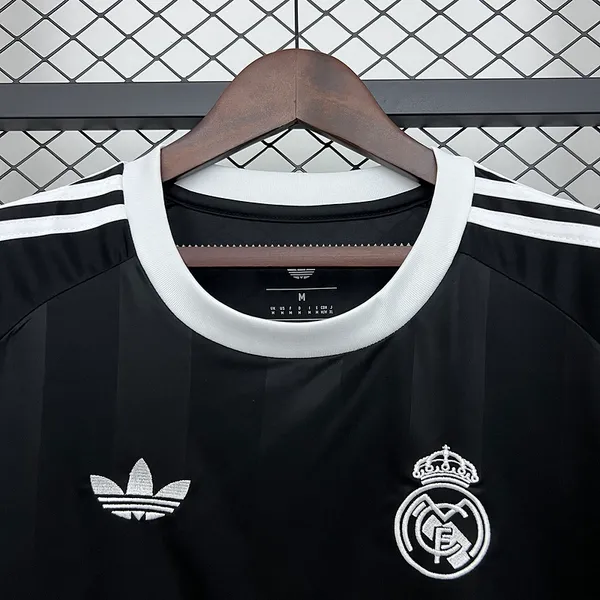 Real_Madrid_Goalkeeper_25-26_Black
