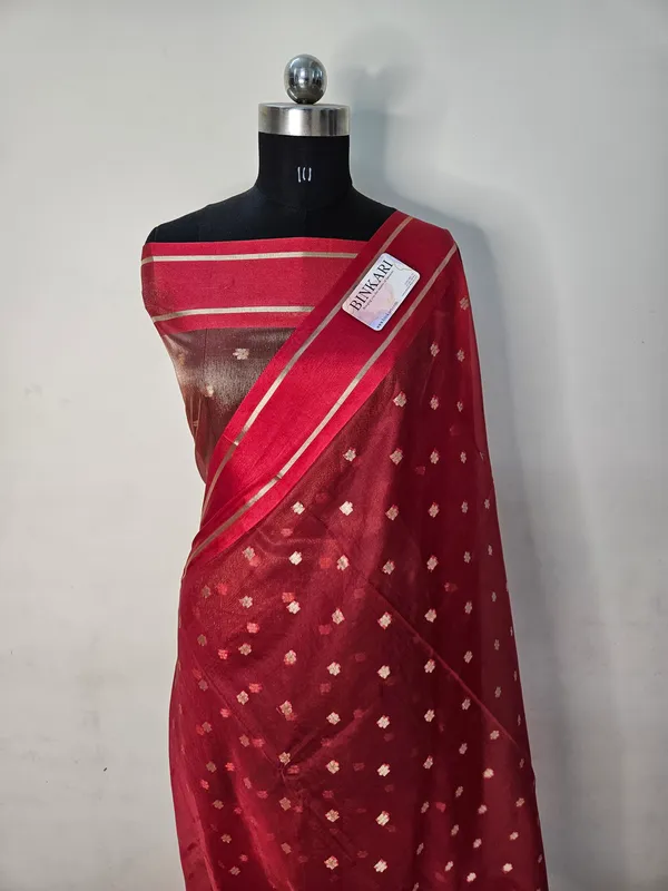 faux_organza_buti_banarasi_saree_in_red
