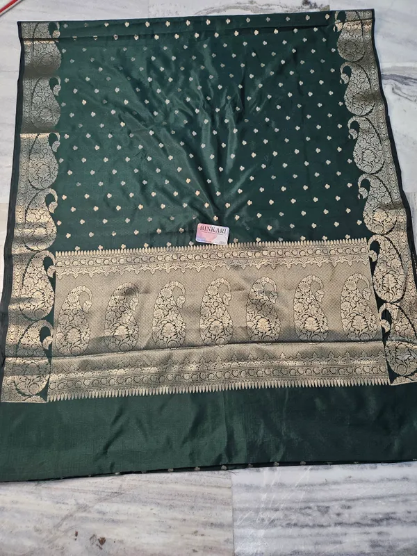 Faux_katans_with_satin_premium_border_buti_banarasi_saree/