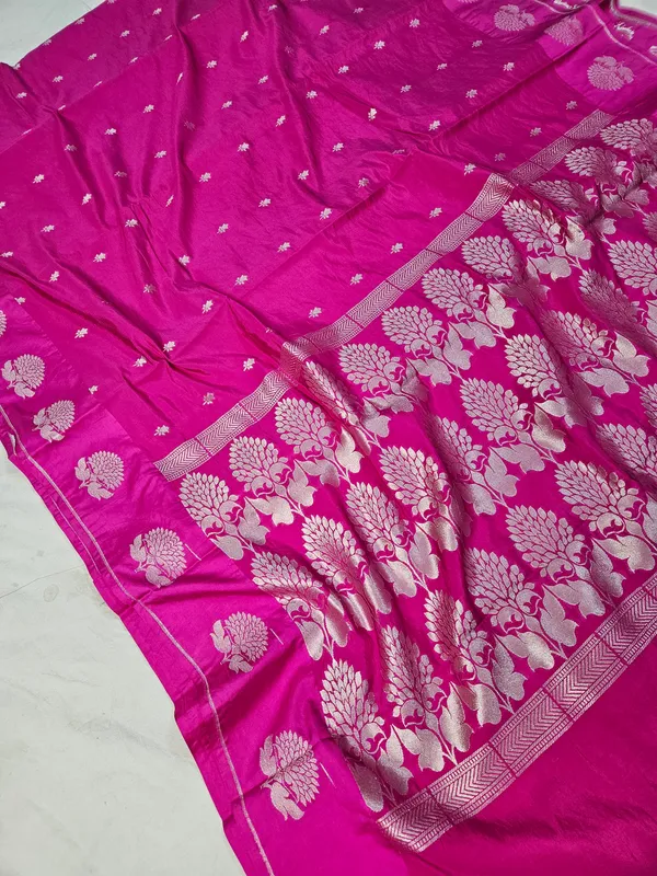 Soft_faux_Banarasi_Saree_In_Buti_Weaving/_Rani_Pink