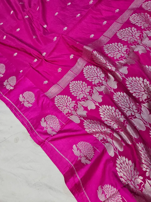 Soft_faux_Banarasi_Saree_In_Buti_Weaving/_Rani_Pink