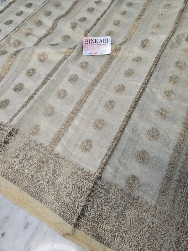 Faux_cotton_Banarasi_stripe_buta_Saree_With_Blouse/_cream