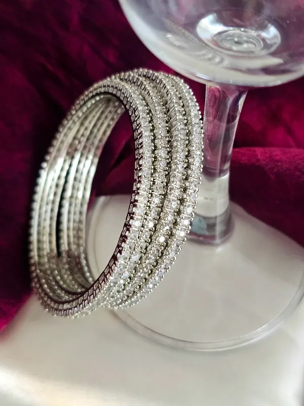 Lustre_Enchante_Bangles