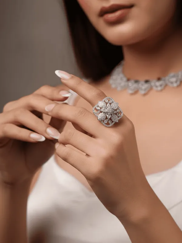 Gleaming_Square_AD_Ring