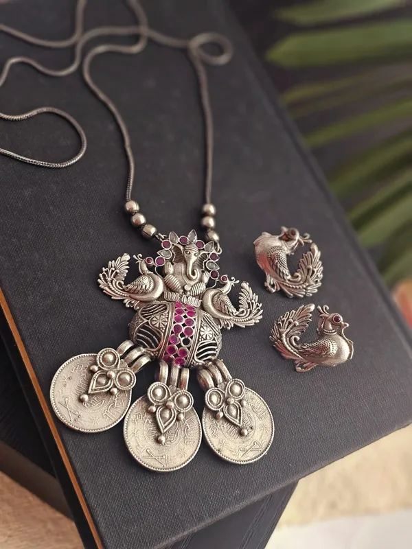 Astu__German_Silver_Ganesh_Long_Pendant_Necklace_Set