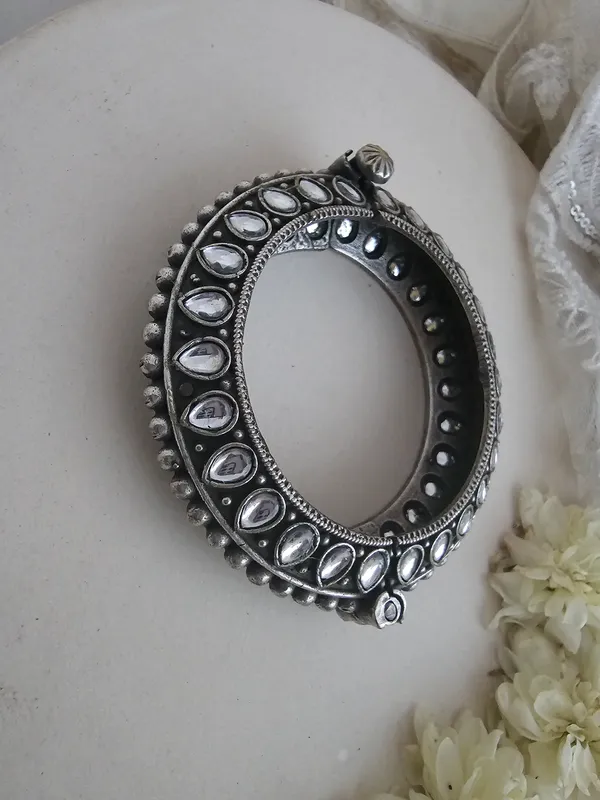 Antique_Silver_Brass_Bangles