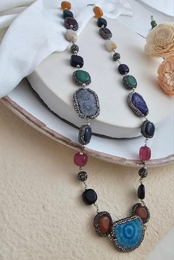 Intricate_Semi-Precious_Stones_Necklace_Set