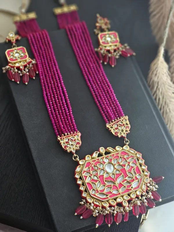 Pink_beaded_long_necklace