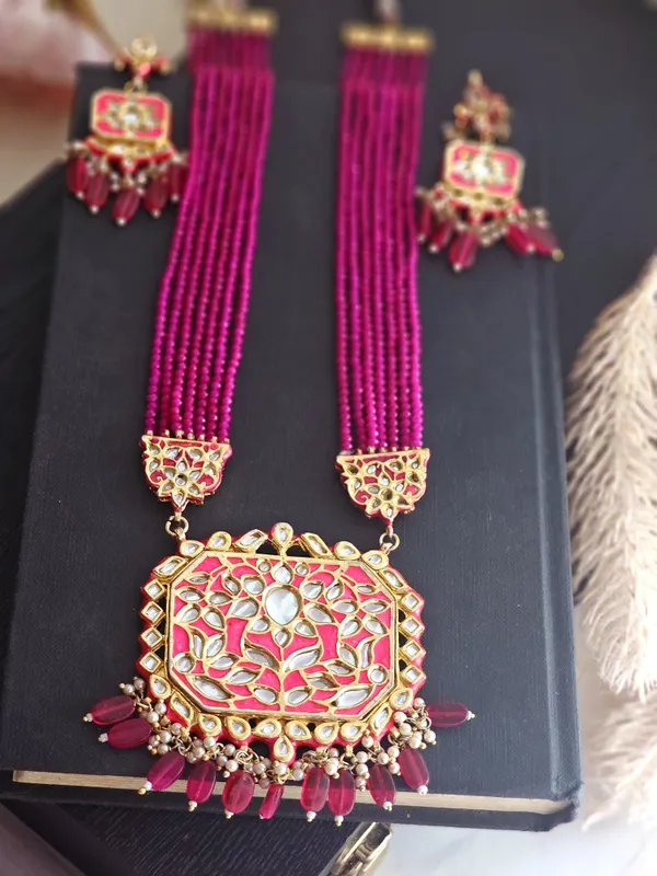 Pink_beaded_long_necklace