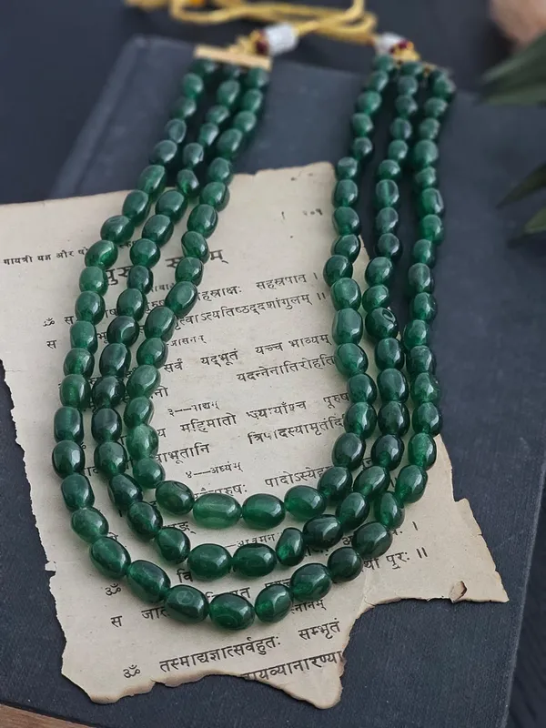 Emerald_Kundan_Bliss_Multiple_Strand_Green_Kundan_Beads_Necklace