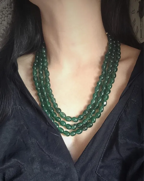 Emerald_Kundan_Bliss_Multiple_Strand_Green_Kundan_Beads_Necklace