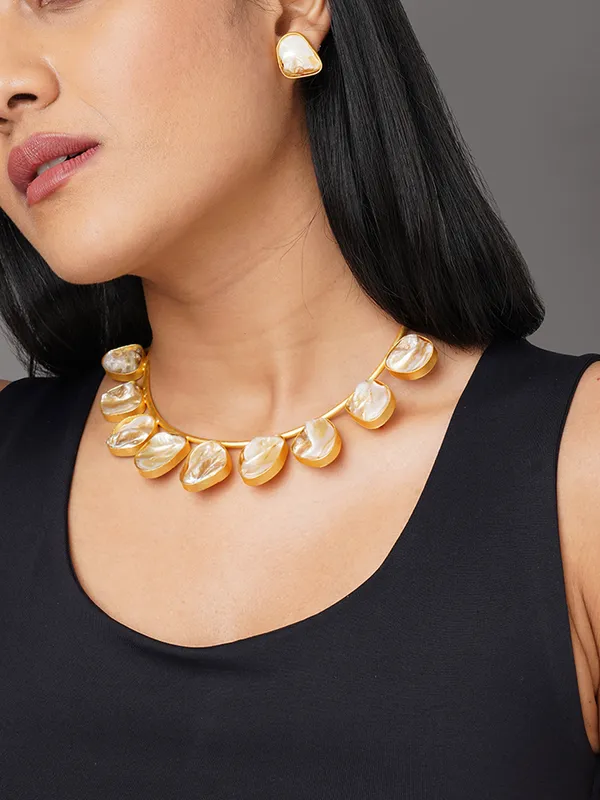 BINNI Binnis Wardrobe Ivora Mother Of Pearl Necklace Set Price in