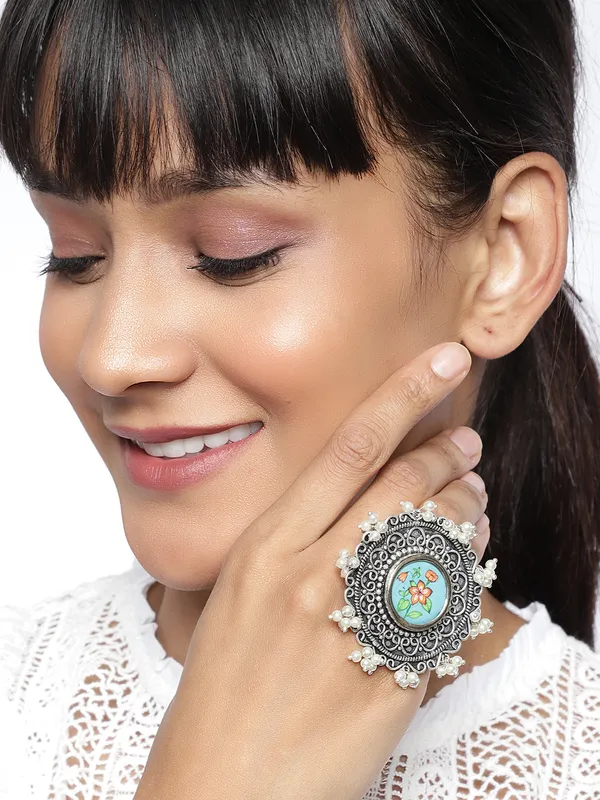 Oxidized_Silver-Plated_Handcrafted_Floral_Photo_Frame_Adjustable_Ring