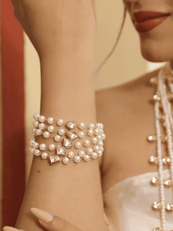 Timeless_Pearl_Bracelet
