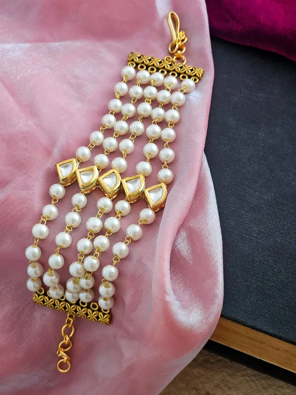 Timeless_Pearl_Bracelet