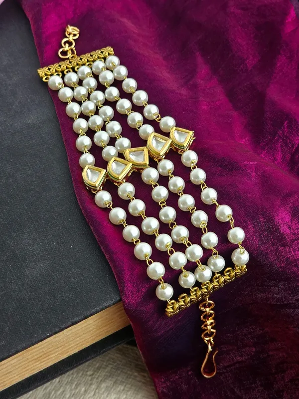 Timeless_Pearl_Bracelet