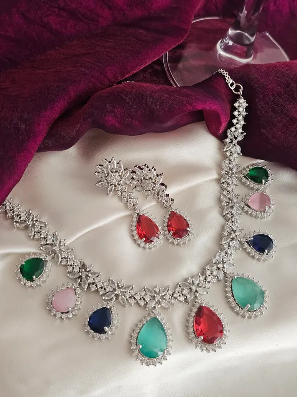 Prismatic_Glow_AD_Jewelry_Set