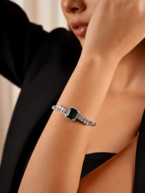 Emerald_Spark_AD_Bracelet