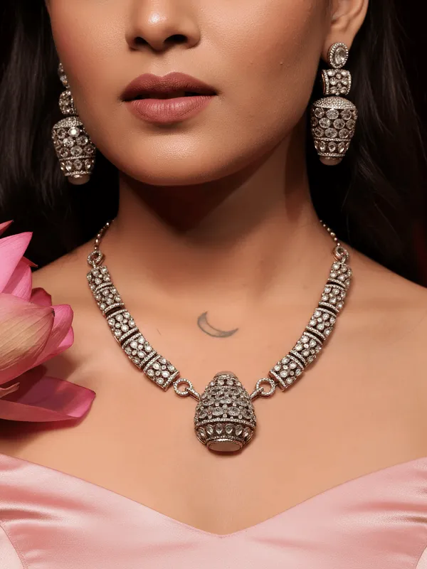 Golden_Glow_AD_Necklace_Set