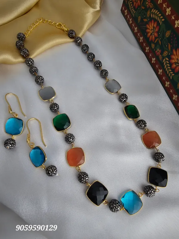 Multicolor_Stone_Necklace_Set