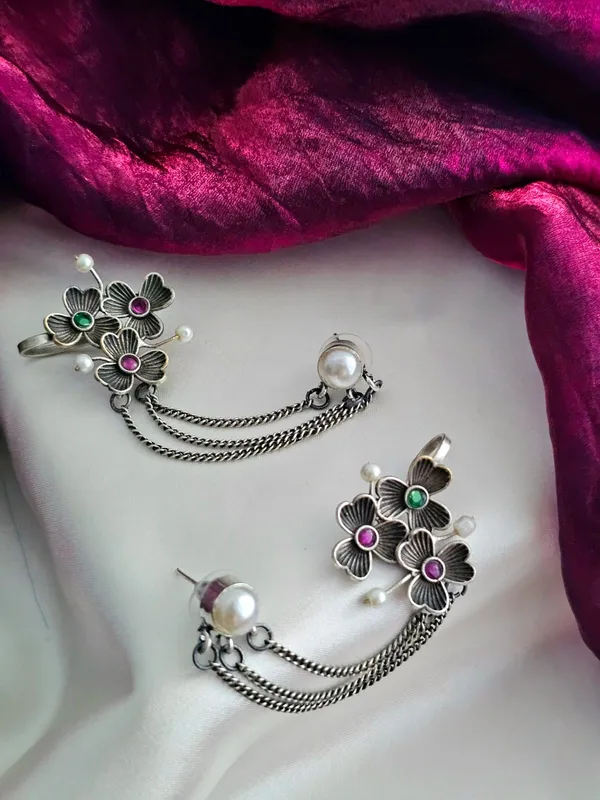 silver_toned_oxidised_layered_ear_cuffs