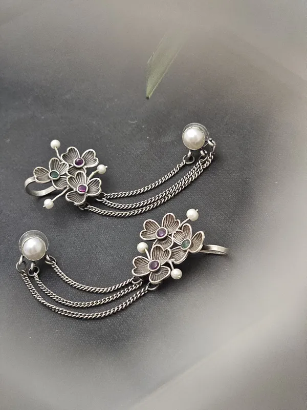 silver_toned_oxidised_layered_ear_cuffs