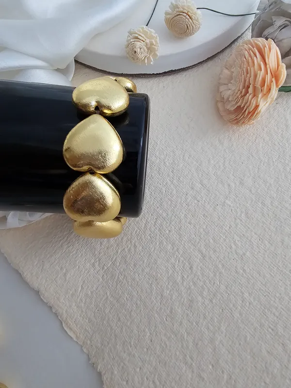 Heart_Shapped_Anti-tarnish_Beautiful_Bracelet