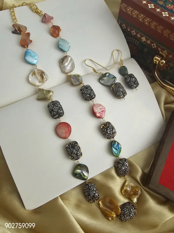 Raina_Pearl_Glow_Set