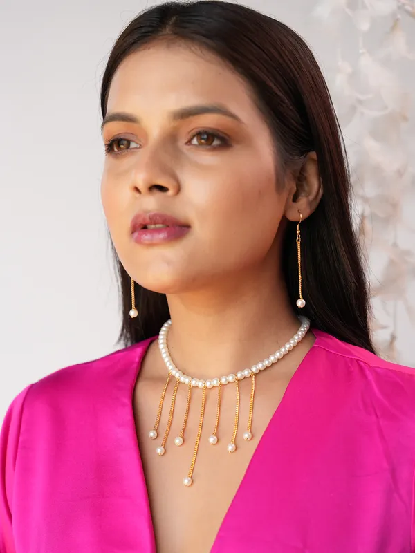 Elora_Semi-Precious_Pearl_Necklace_Set