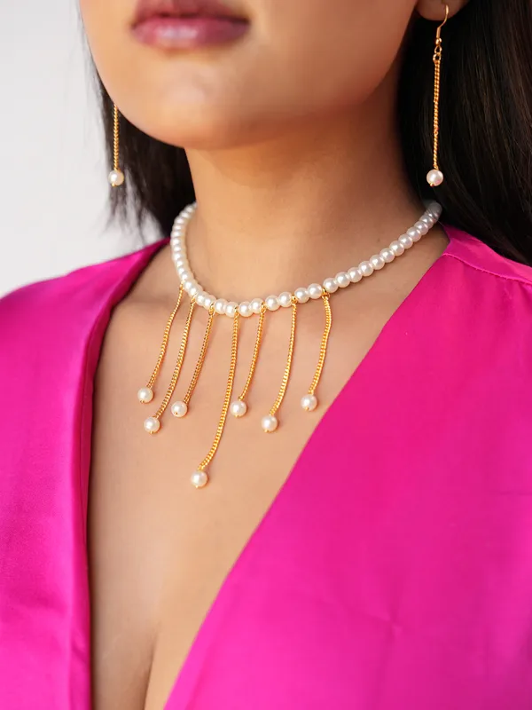 Elora_Semi-Precious_Pearl_Necklace_Set