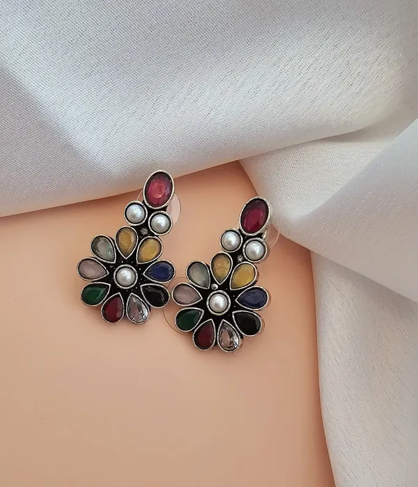 Antique_Multi_color_Flower_Stud