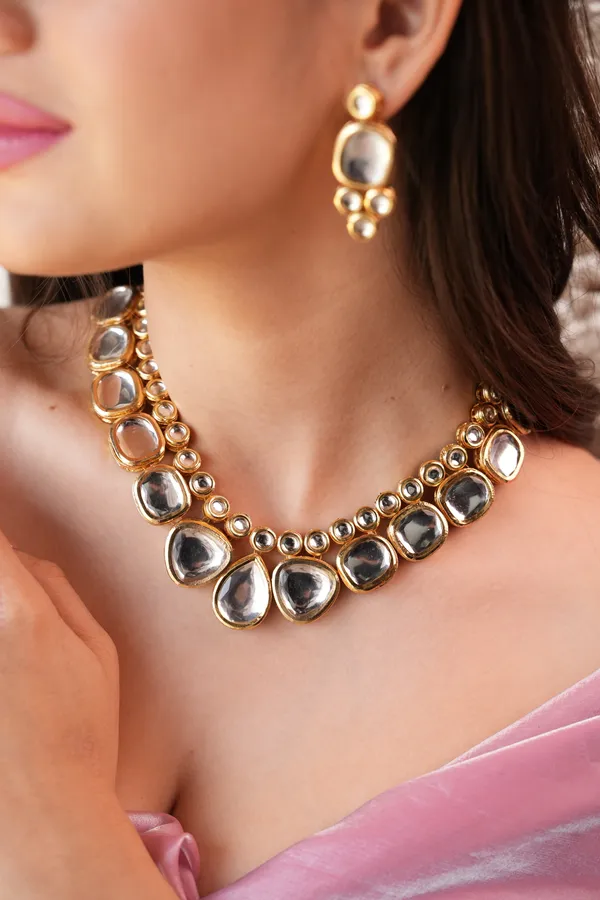 Riyana_Handmade_Traditional_Kundan_Necklace_Set