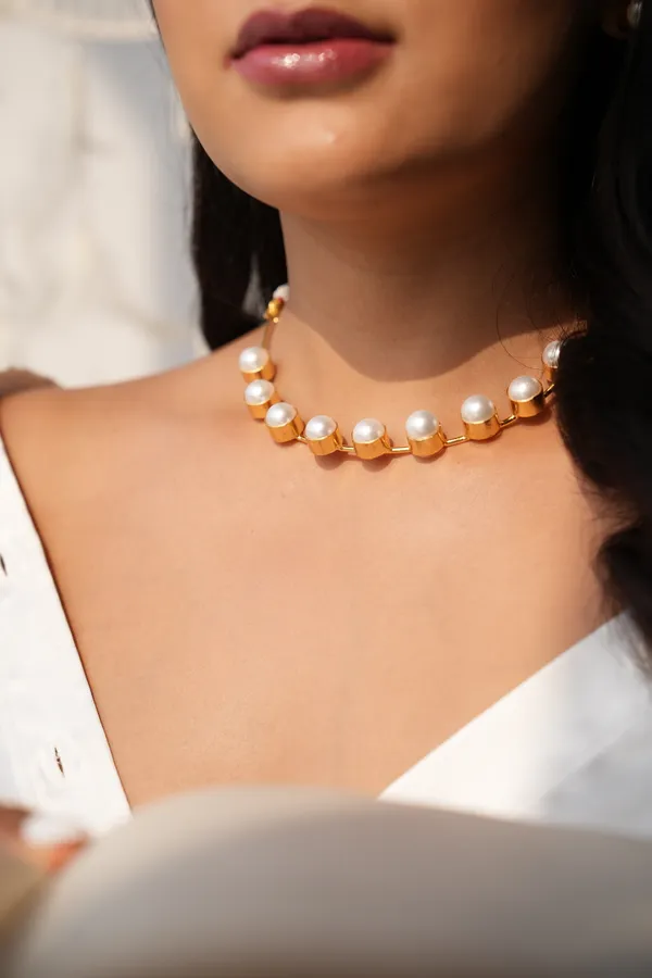Semi-Precious_Pearl_Necklace_Set