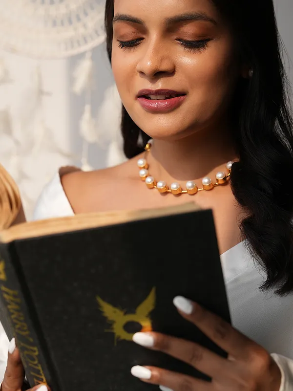 Semi-Precious_Pearl_Necklace_Set