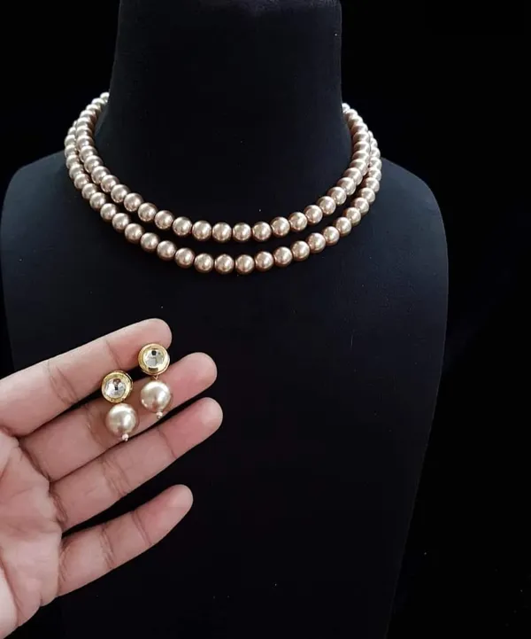 Double-Strand_Pearl_Necklace