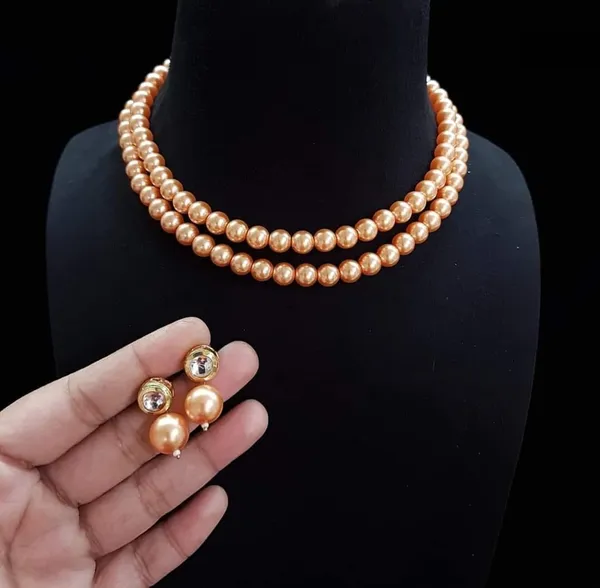 Golden_Semi-Precious_Pearl_Necklace_Set