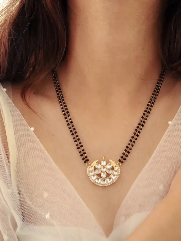 Blooming_Moon_Mangalsutra_