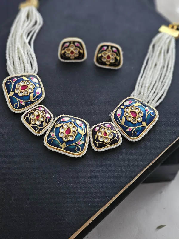 Royal_Blue_Rich_Choker