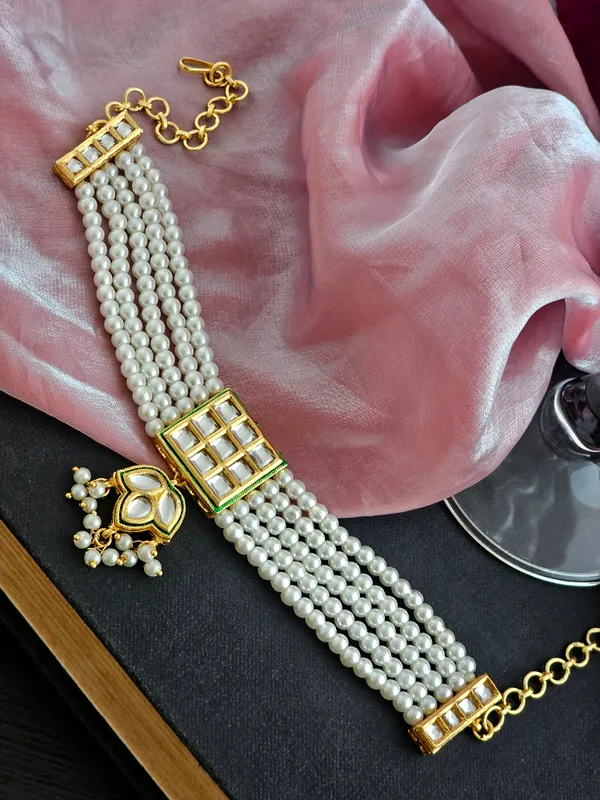Suvarna_Arm_Cuff_