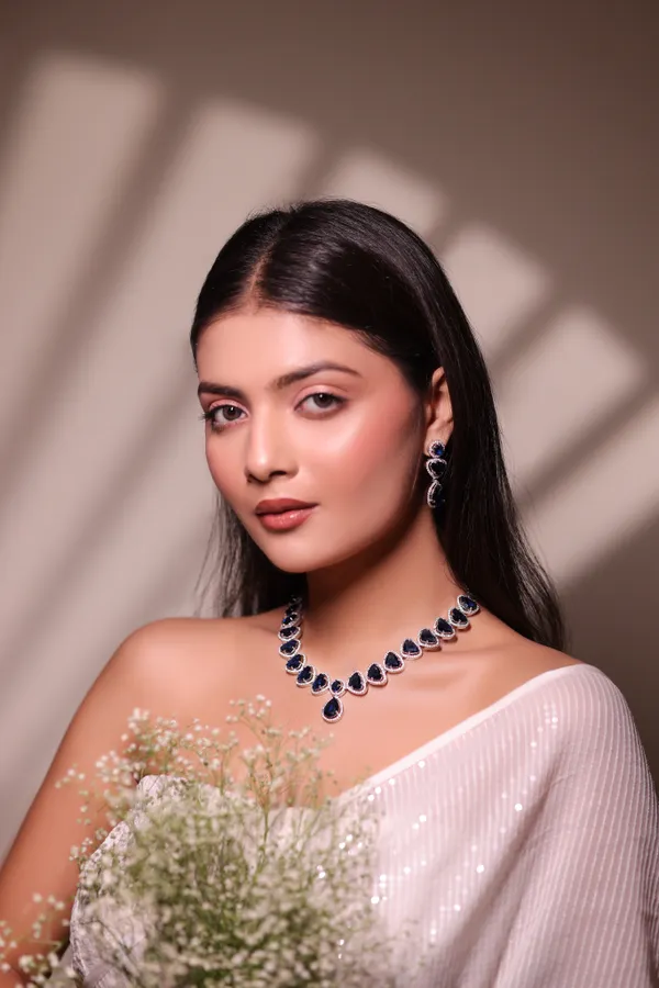 Sapphire_Glow_AD_Necklace_Set